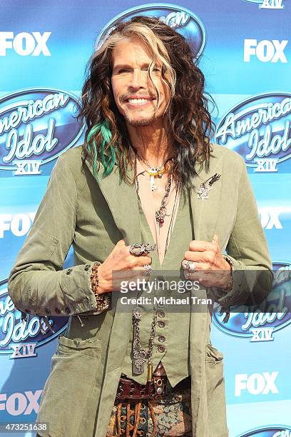 Steven Tyler arrives at "American Idol" XIV grand finale held at Dolby Theatre on May 13, 2015 in Hollywood, California.