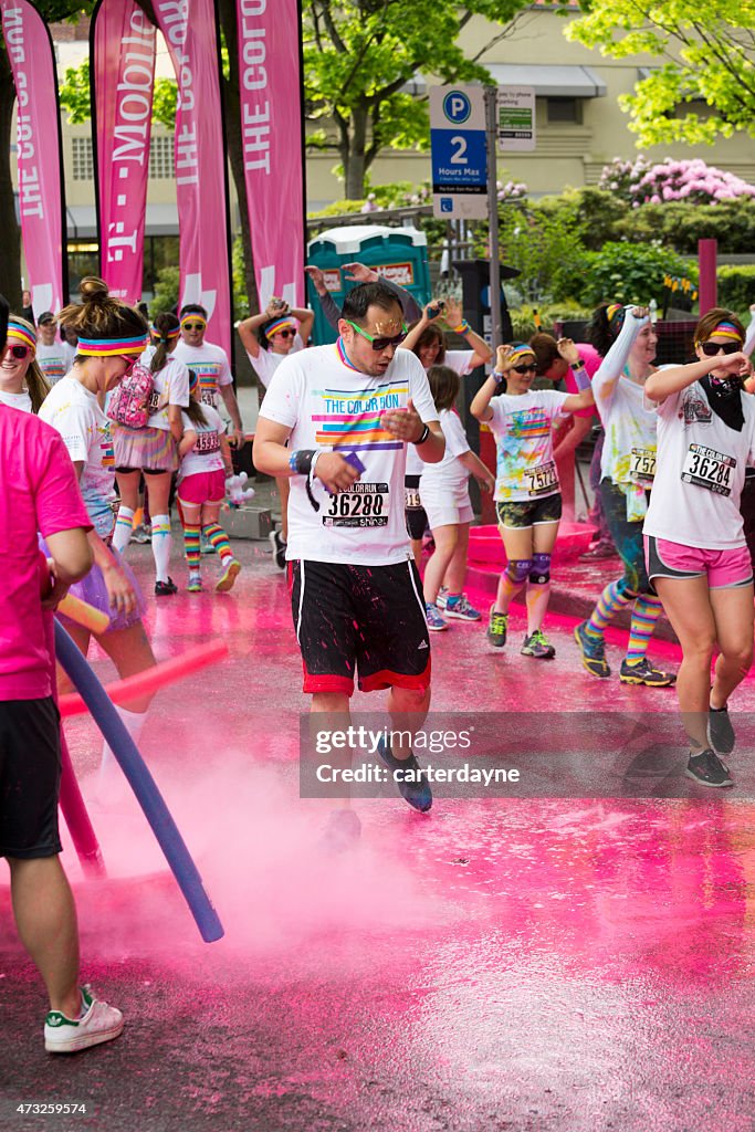 Man gets coated in pink paint, The Color Run Seattle