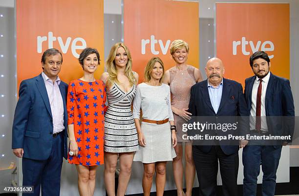 Singer Edurne , Jose Maria Inigo , Julia Varela and Anne Igartiburu attend a press conference before Eurovision Gala at Torrespana on May 13, 2015 in...