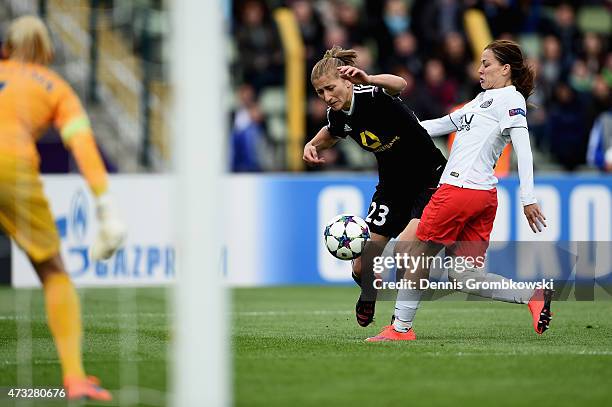 Laure Boulleau of Paris St. Germain challenges Bianca Schmidt of 1. FFC Frankfurt during the UEFA Women's Champions League Final between 1. FFC...