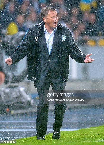 Dnipro's Ukrainian head coach Myron Markevych reacts during the UEFA Europa League semi-final second leg football match between FC Dnipro and SSC...