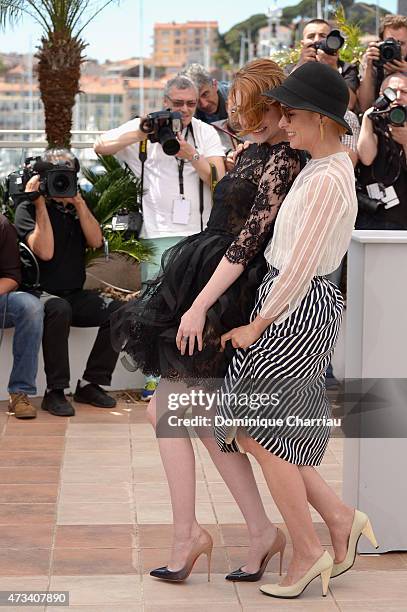 Actresses Emma Stone and Parker Posey attend the "Irrational Man" Photocall during the 68th annual Cannes Film Festival on May 15, 2015 in Cannes,...