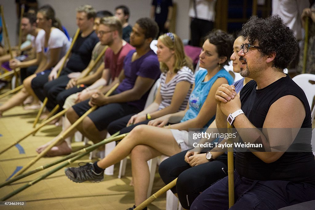 Game Of Thrones Star Holds Sword Fighting Classes For Nepal