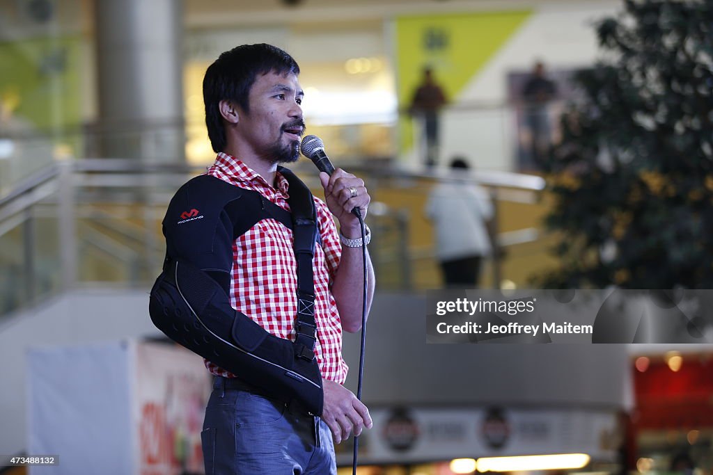 Manny Pacquiao Arrives Back To His Hometown After Mayweather Clash