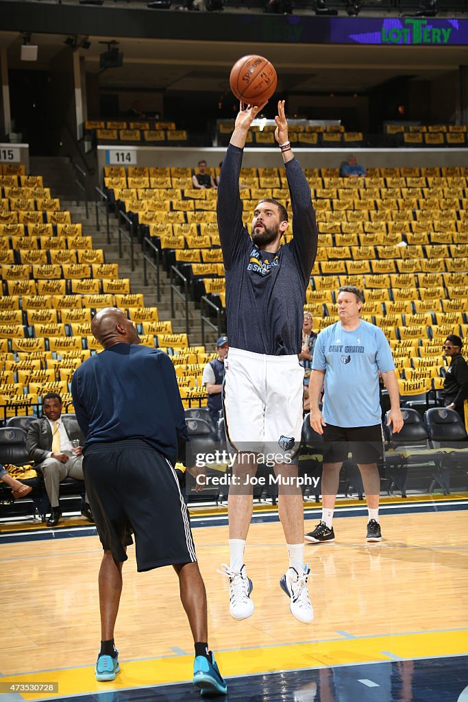 Golden State Warriors v Memphis Grizzlies - Game Six