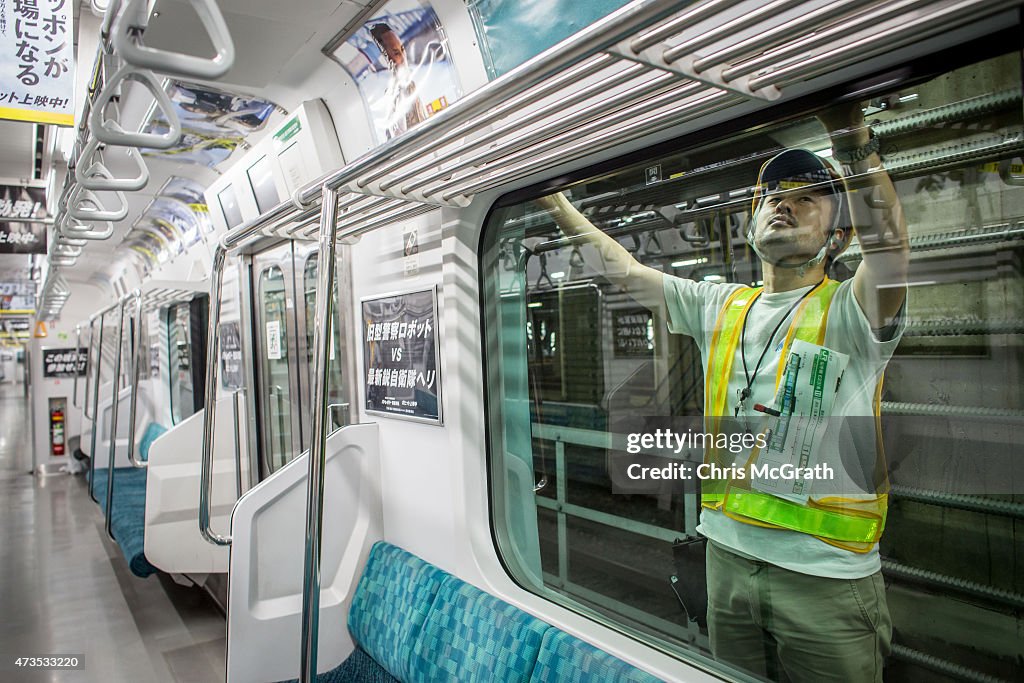 Train Advertising Remains Popular Despite High-tech Alternatives In Tokyo