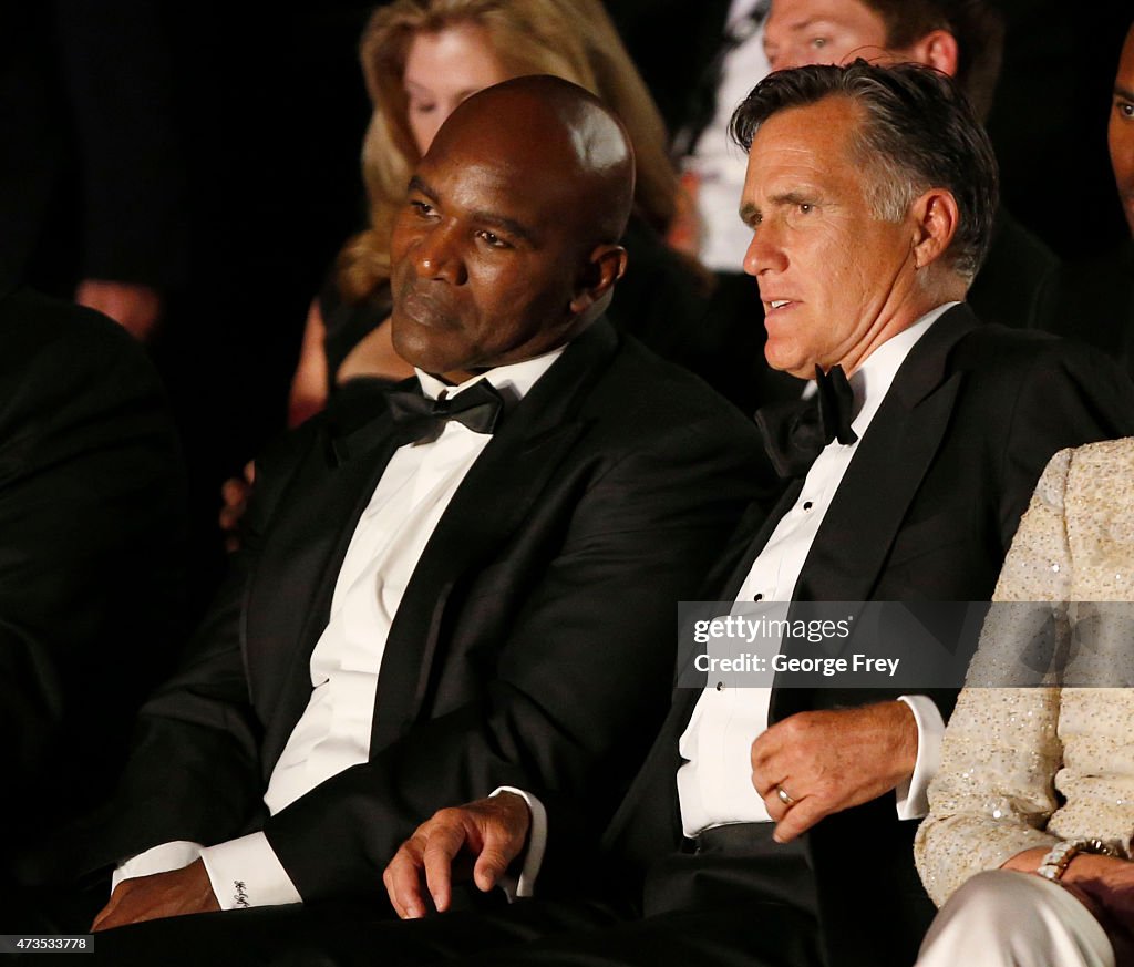 Mitt Romney Takes On Evander Holyfield In Charity Boxing Event