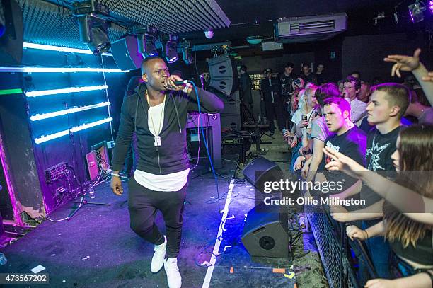 Fekky Uk Rapper 115 Fekky Photos & High Res Pictures - Getty Images