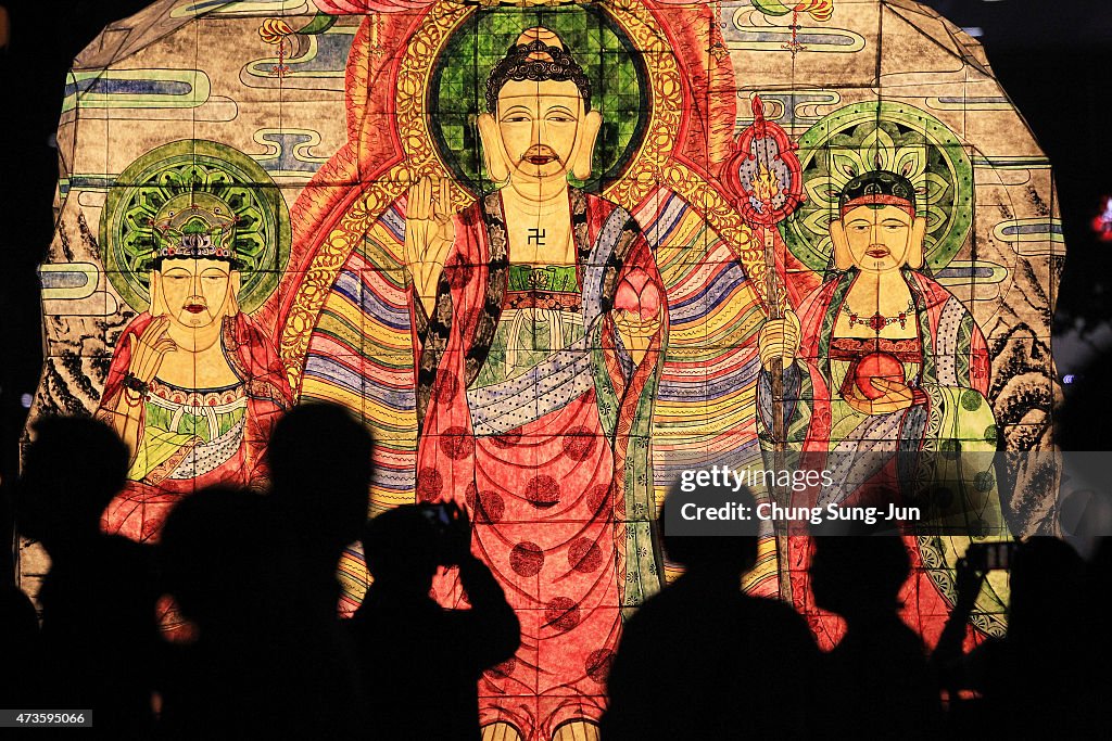 Lantern Festival Celebrates Buddha's Birthday