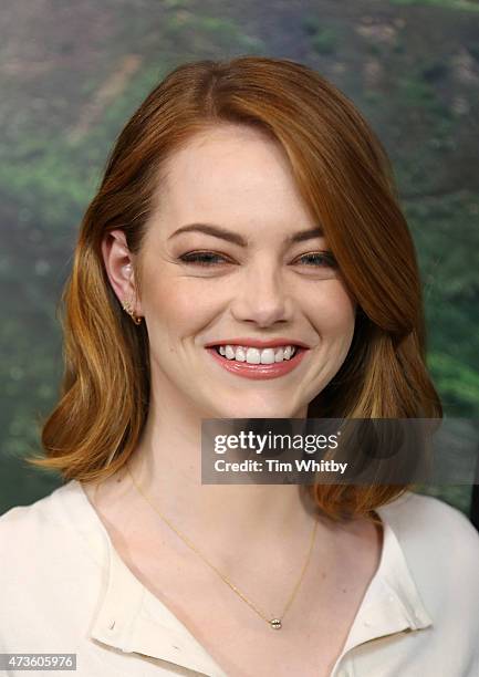 Emma Stone attends a photocall for 'Aloha' at Soho Hotel on May 16, 2015 in London, England.