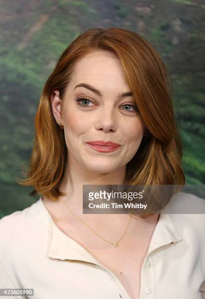 Emma Stone attends a photocall for 'Aloha' at Soho Hotel on May 16, 2015 in London, England.