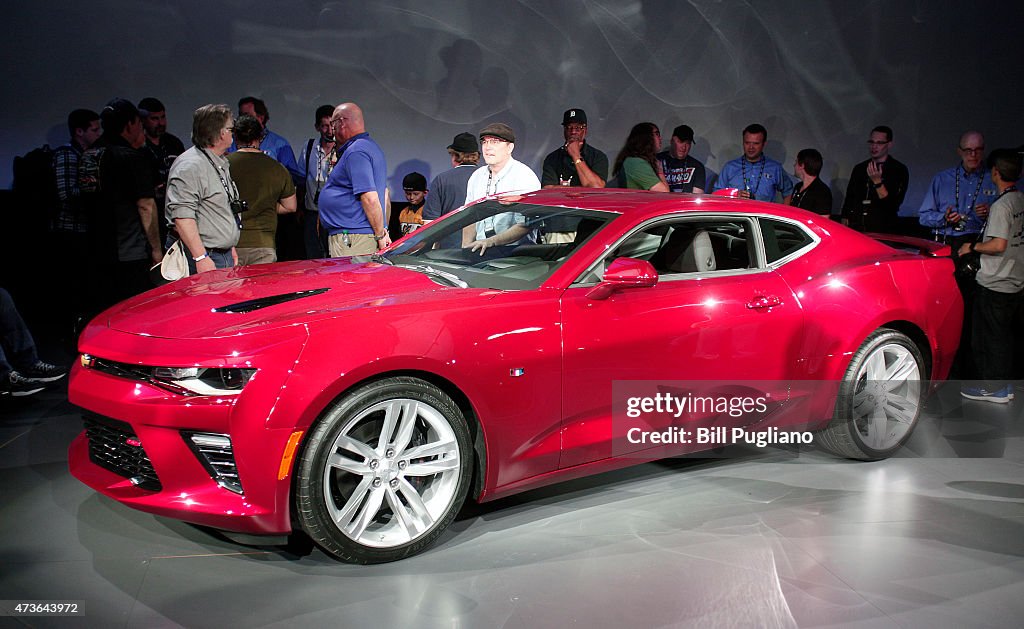 Chevrolet Reveals Its New 2016 Camaro