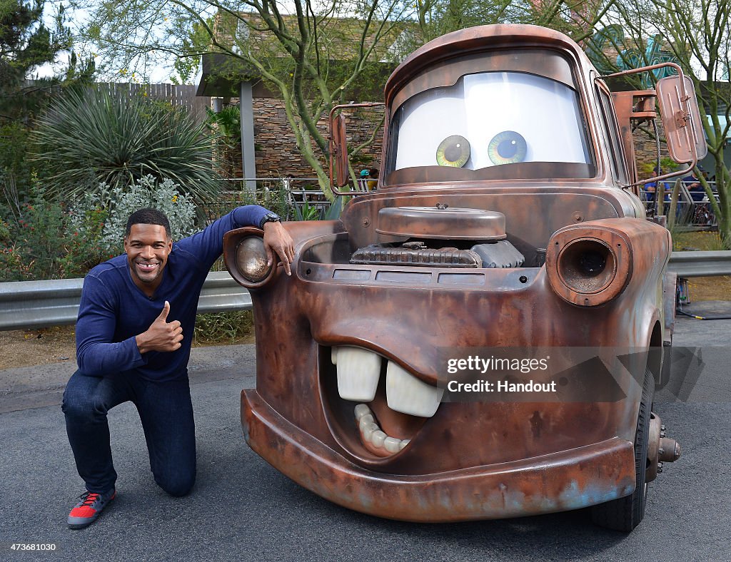Michael Strahan Gears Up For "LIVE's" Week At The Disneyland Resort