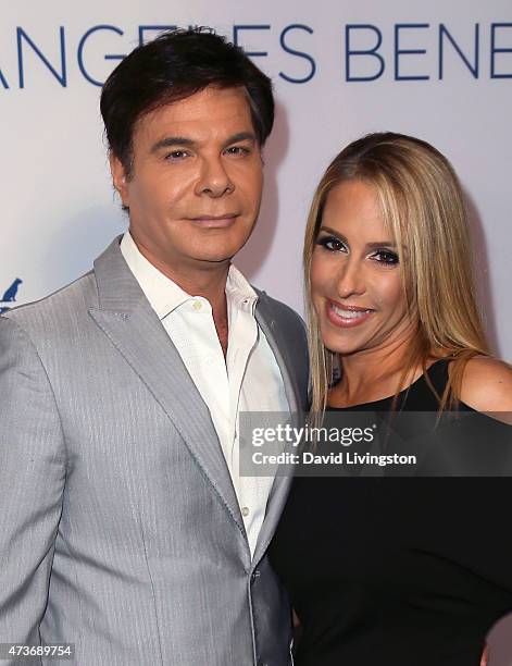 Entrepreneur/author Eric Schiffer and TV personality Dr. Jenn Mann attend the Humane Society of the United States' Los Angeles Benefit gala at the...