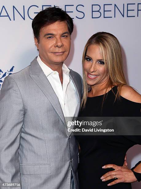 Entrepreneur/author Eric Schiffer and TV personality Dr. Jenn Mann attend the Humane Society of the United States' Los Angeles Benefit gala at the...