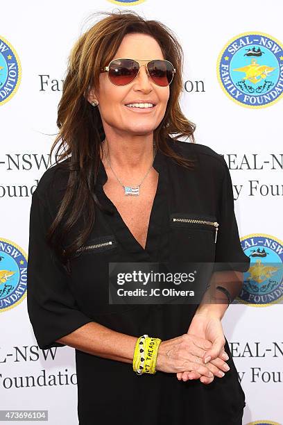 Sarah Palin attends the SEAL-NSW family foundation 2nd annual dinner gala at USS Iowa on May 16, 2015 in San Pedro, California.