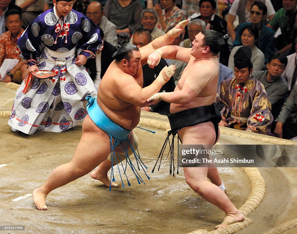 Grand Sumo Summer Tournament - Day 8