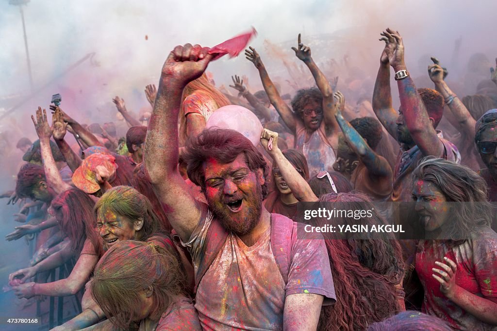 TURKEY-COLOUR-FESTIVAL