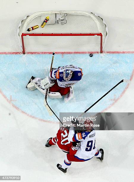 Cody Eakin of Canada is scoring the opening goal during the IIHF World Championship gold medal match between Canada and Russia at O2 Arena on May 17,...