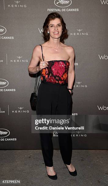 Irène Jacob attends the Kering Official Cannes Dinner at Place de la Castre on May 17, 2015 in Cannes, France.