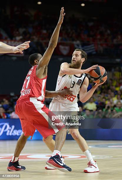 Sergio Rodriguez of Real Madrid in action against Tremmel Dardel of Olympiacos Piraeus during the Turkish Airlines Euroleague final match match at...