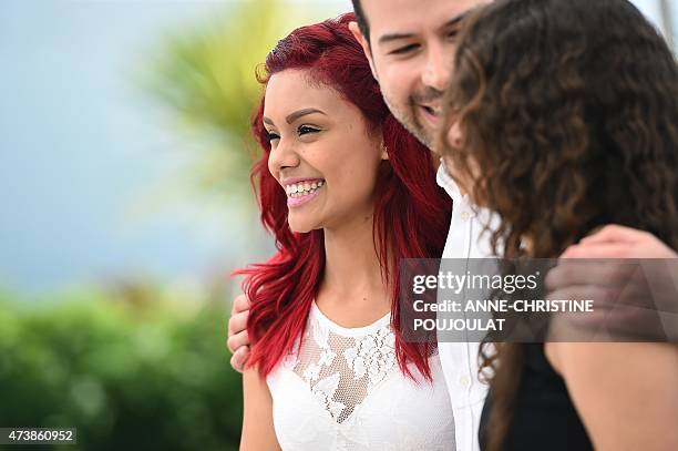 Mexican actress Leidi Gutierrez poses with Mexican director David Pablos and Mexican actress Nancy Talamantes during a photocall for the film "Las...