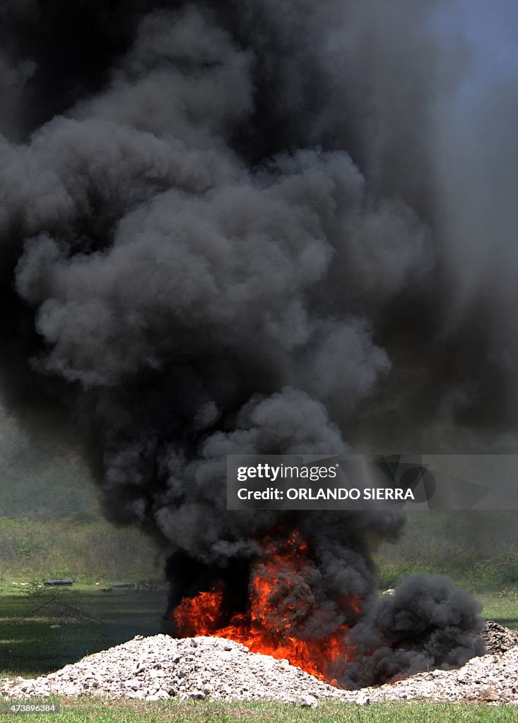 HONDURAS-DRUGS-INCINERATION