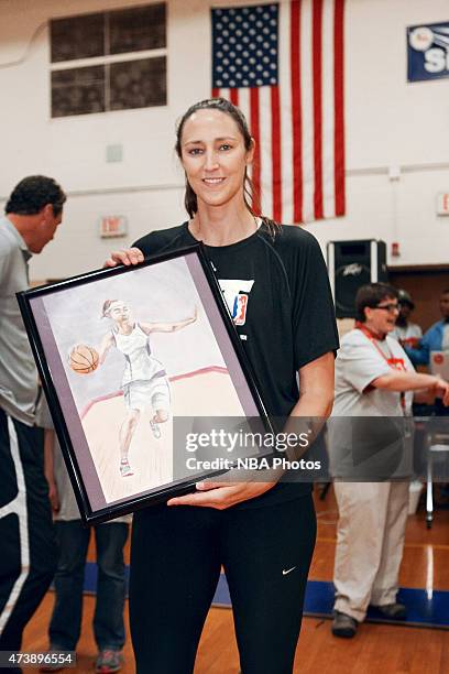 Who Is Ruth Riley 61 Lets Move Active Schools Stock Photos, High-Res Pictures, and Images ...