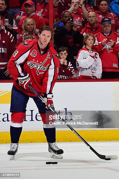Nicklas Backstrom of the Washington Capitals warms up prior to playing against the New York Islanders in Game Seven of the Eastern Conference...
