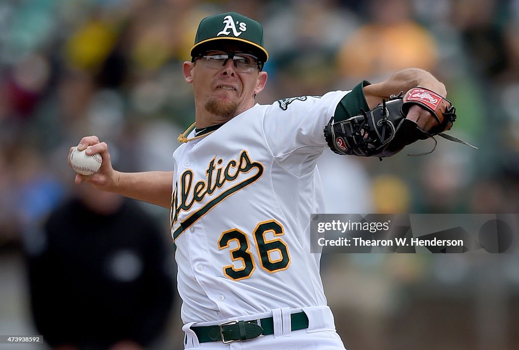 Chicago White Sox v Oakland Athletics