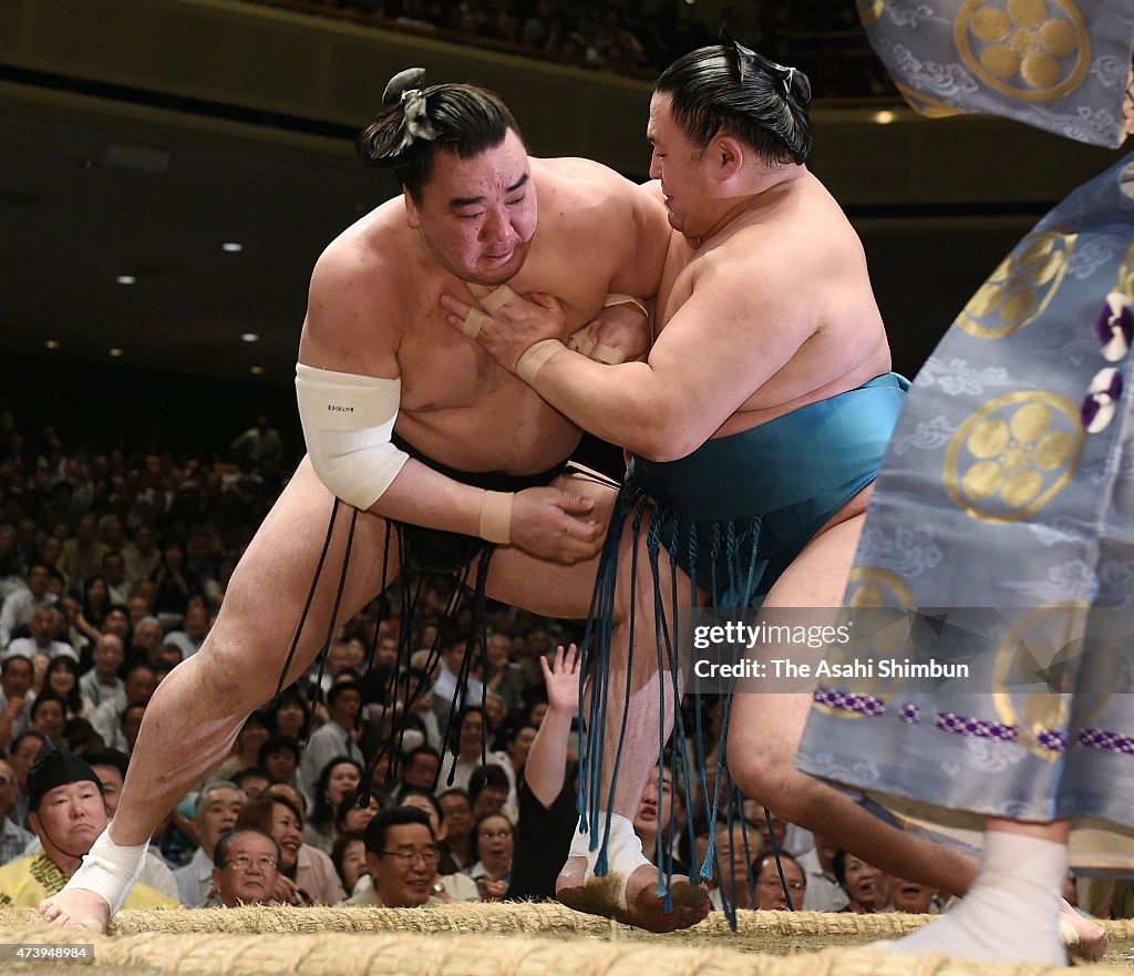 Grand Sumo Summer Tournament - Day 9
