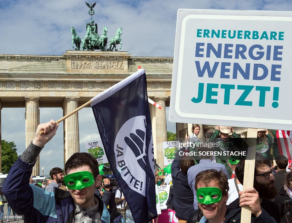 GERMANY-FRANCE-POLITICS-CLIMATE-CONFERENCE-PROTEST