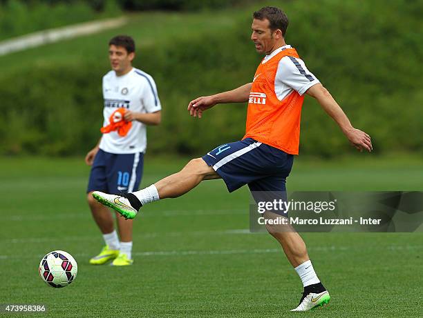 Hugo Armando Campagnaro of FC Internazionale Milano controls the ball during FC Internazionale training session at the club's training ground on May...