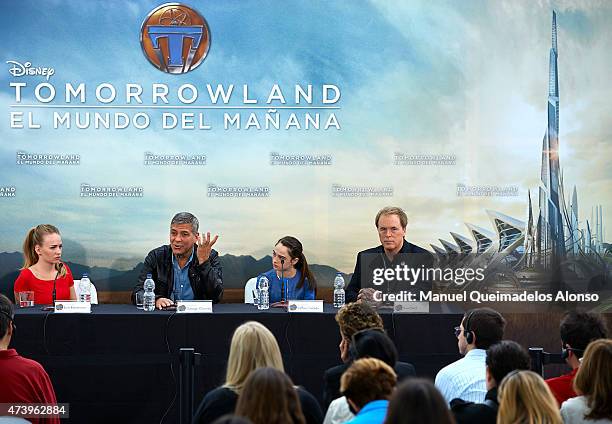 Britt Robertson, George Clooney, Raffey Cassidy and Brad Bird attend the 'Tomorrowland' Press Conference at the L'Hemisferic on May 19, 2015 in...