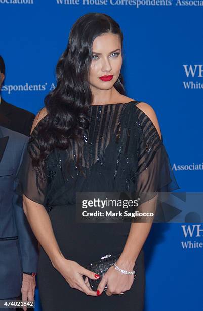Model Adriana Lima attends the 101st Annual White House Correspondents' Association Dinner at the Washington Hilton on April 25, 2015 in Washington,...