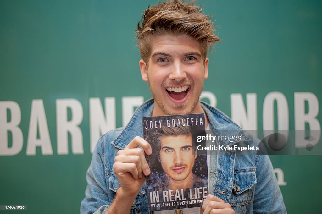 Joey Graceffa Book Signing "In Real Life"