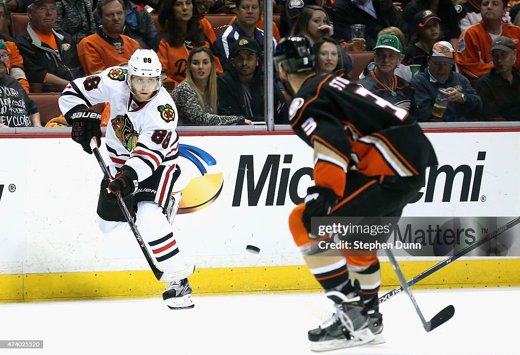 Chicago Blackhawks v Anaheim Ducks - Game Two