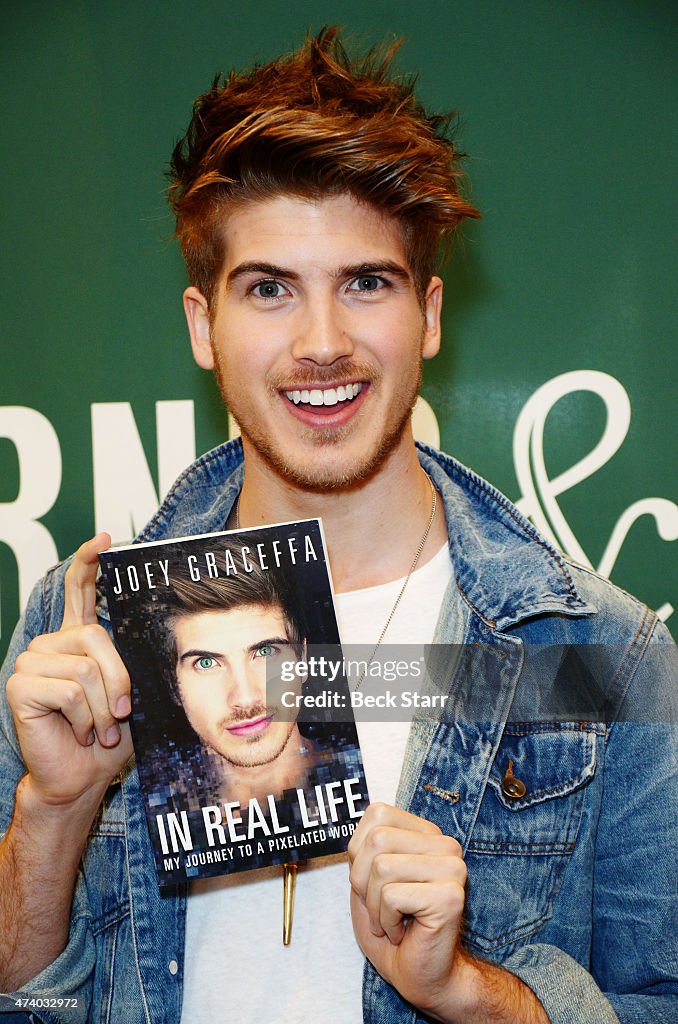 Joey Graceffa Book Signing "In Real Life"