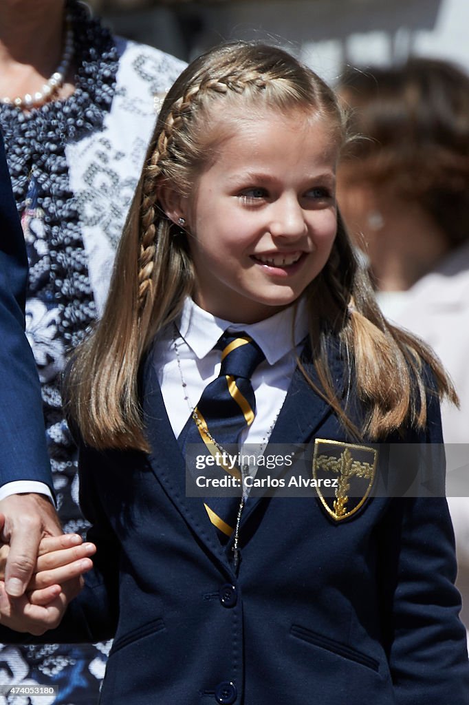 Spanish Royals Attend Their Daughter Leonor's First Communion
