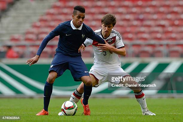 Yassin Fortune of France is challenged by Tom Baack of Germany during the International Friendly match between U16 Germany and U16 France at...