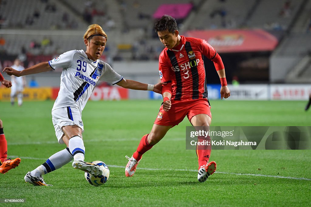 FC Seoul v Gamba Osaka - AFC Champions League Round of 16