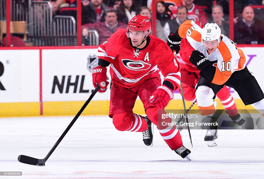 Philadelphia Flyers v Carolina Hurricanes