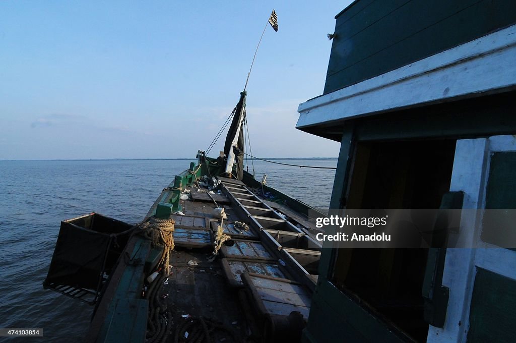 Rohingya migrants carrier boat in Aceh, Indonesia