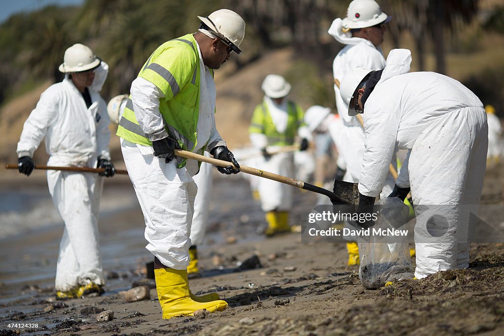 Ruptured Pipeline Spills Oil Along Santa Barbara Coast