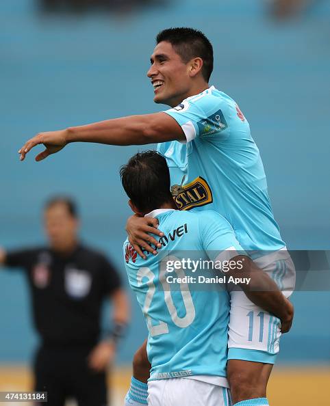 Sporting Cristal v Cienciano - Torneo Apertura 2015 Sporting Cristal v Cienciano - Torneo Apertura 2015