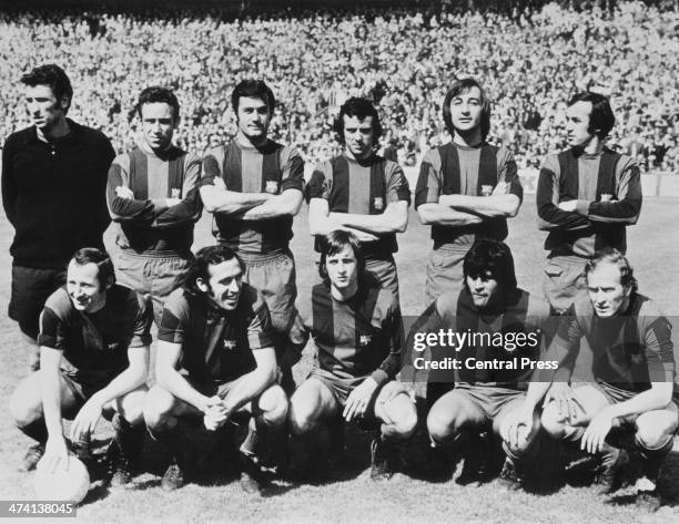 The new line up of the FC Barcelona football team, 2nd May 1974. Standing, left to right: goalkeeper Salvador Sadurni, Joaquim Rife, Antoni Torres ,...