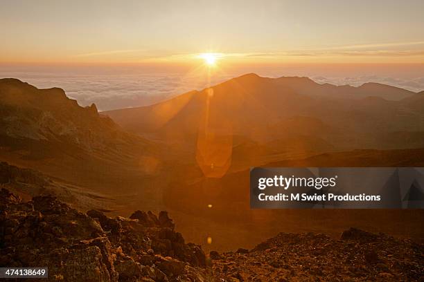 haleakala sunrise maui - parque nacional - fotografias e filmes do acervo