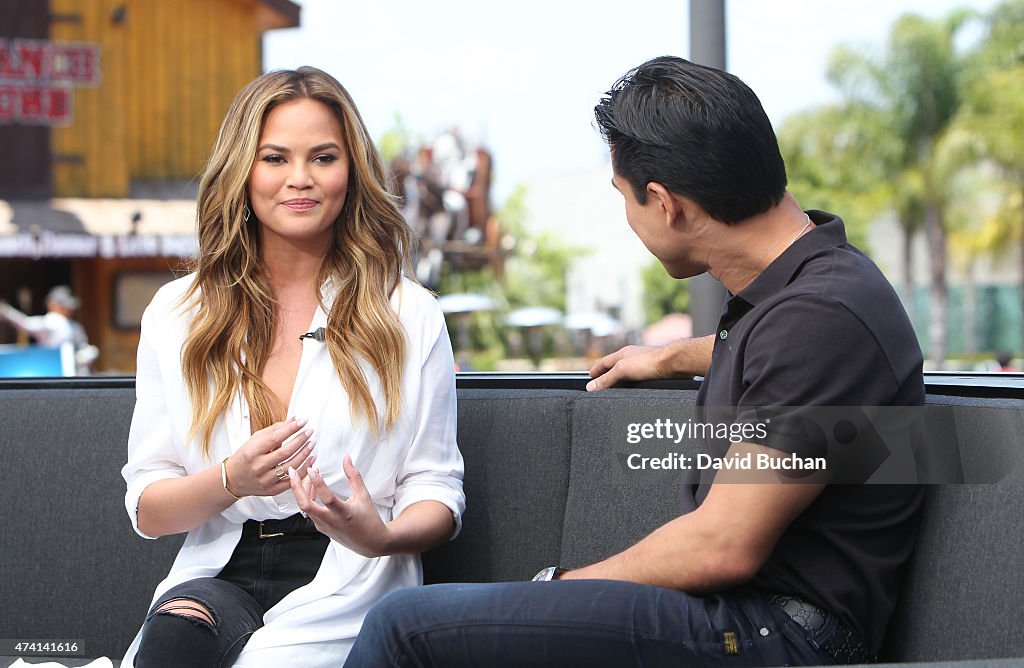 Chrissy Teigen And Kaitlyn Bristowe On "Extra"