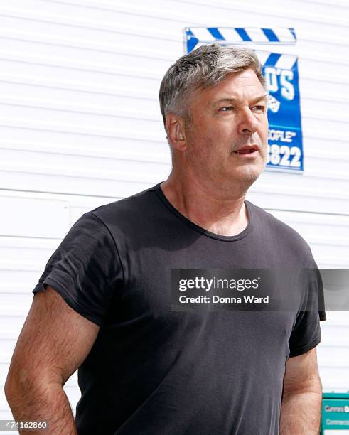 Alec Baldwin arrives for the final episode of "The Late Show with David Letterman" at the Ed Sullivan Theater on May 20, 2015 in New York City.