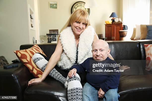 Verne Troyer/Hines Ward" - Actor Verne Troyer and former NFL wide receiver Hines Ward are featured on "Celebrity Wife Swap," WEDNESDAY, MAY 27 on the...